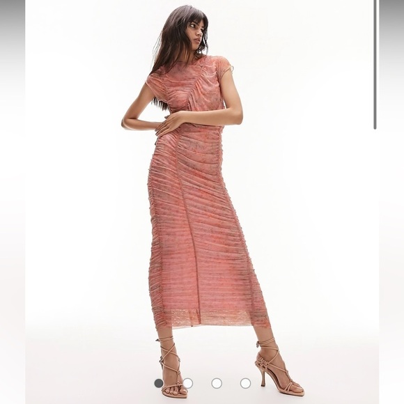 Topshop Dresses & Skirts - Topshop Floral Midi Dress
